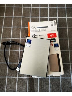 HDD Seagate Backup Plus Portable 4TB สีเทา (ฮาร์ดดิสก์ภายนอก)