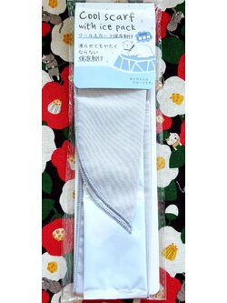 Cool scraf with ice pack ผ้าพันคอสุดเท่ มาพร้อมถุงเจลเย็น จากญี่ปุ่น (นำถุงเจลแช่ช่องฟรีซหรือช่องแช่แข็ง แล้วนำมาใส่ในผ้าพันคอ) ฟรีไซส์ Karinpia