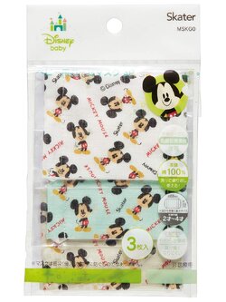 Skater Mask Antibacterial หน้ากากอนามัย Mickey mouse มิกกี้เม้าส์ สำหรับเด็กแบบซักได้ 1 แพ๊ค มี 3 ชิ้น สำหรับเด็กอายุ 2-4 ปี Size : 6.5 x 8.8 cm ใส่สบายไม่เจ็บหู ของแท้จากญี่ปุ่น
