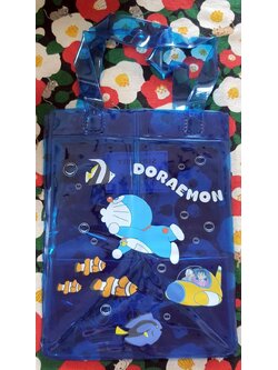 โดเรม่อน Doraemon กระเป๋าใส่ของ กระเป๋าเครื่องสำอาง ใส่ของ น่ารักมากค่ะ จากญีปุ่น Size : 15 x 20 x 15 cm