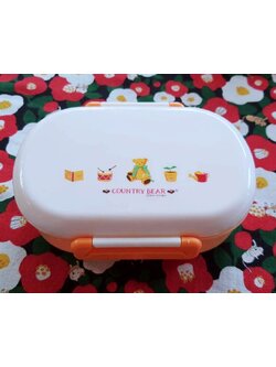 กล่องข้าว Country bear BAY ASUKA กล่องใส่ ของ ขนม อาหาร จากญี่ปุ่น แข็งแรง ใส่ข้าวได้ 480 ml MADE IN JAPAN