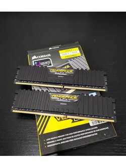RAM Corsiar VENGEANCE LPX DDR4 16GB(8*2)/2400 (Black)
