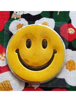 สติ๊กเกอร์ logo สไมลีย์ (Smiley) Sticker หนาไม่บาง จากญี่ปุ่น Size : 5.5 cm
