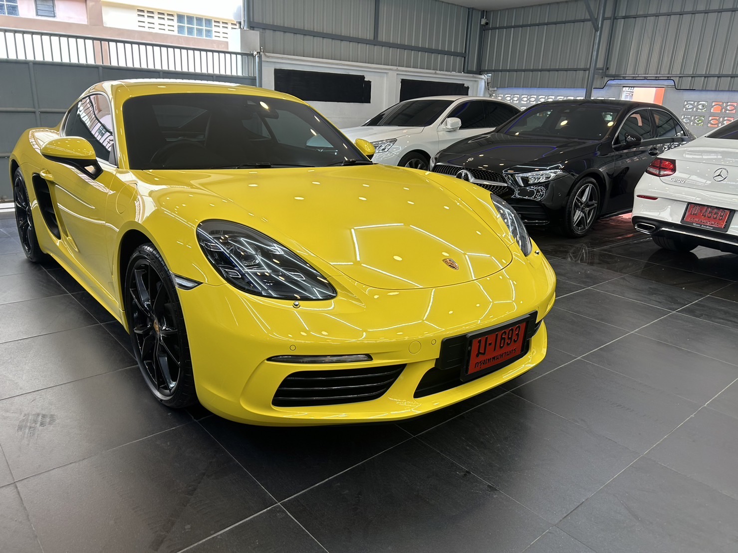 PORSCHE CAYMAN ปี2017