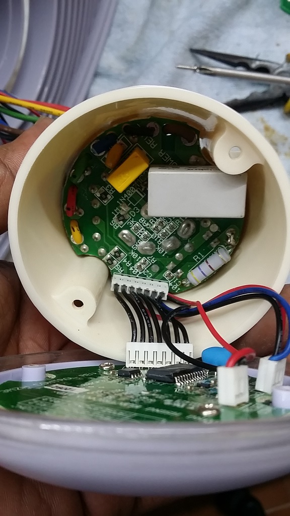 ซ่อมเครื่องฟอกอากาศ ยี่ห้อ 3M รุ่น FAP03-RS-2 อาการพัดลมไม่หมุน