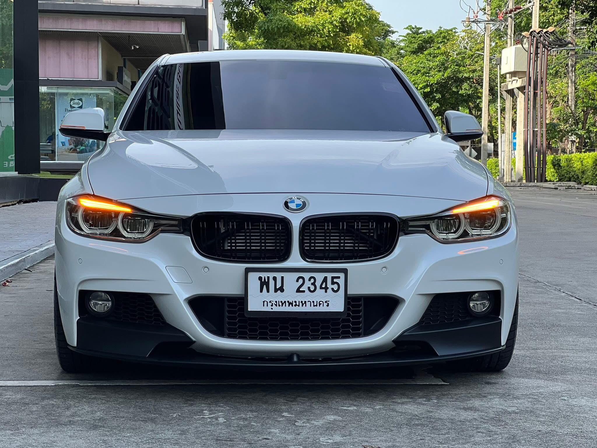 BMW F30 330e M Sport ปี 2017