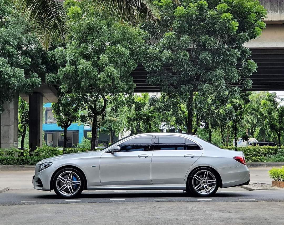 Mercedes Benz E350e AMG ปี 2018