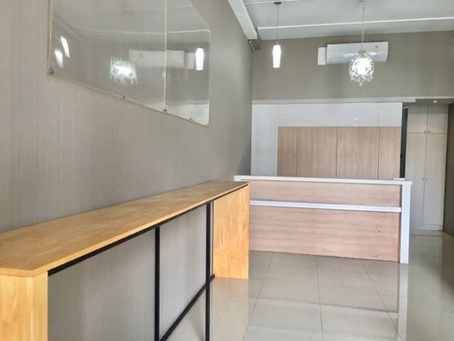 ให้เช่า ตึก 2 ชั้น เหมาะทำออฟฟิศ เมืองทองธานี สำนักงาน ร้านค้า โชว์รูม โกดังขนาดเล็ก