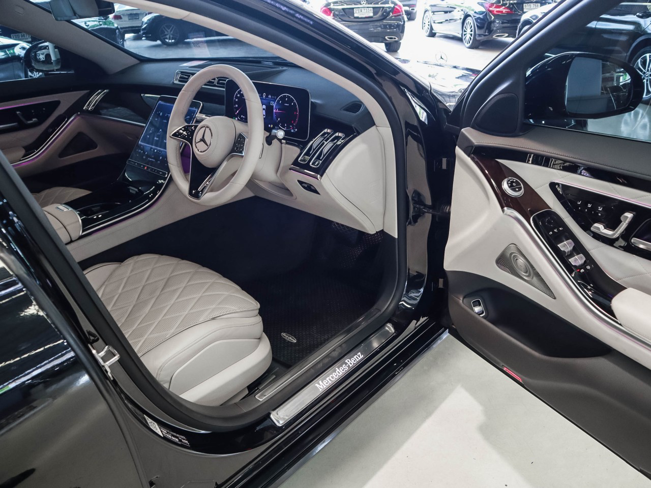 Mercedes-Benz S350d Exclusive สี Obsidian Black ปี 2022