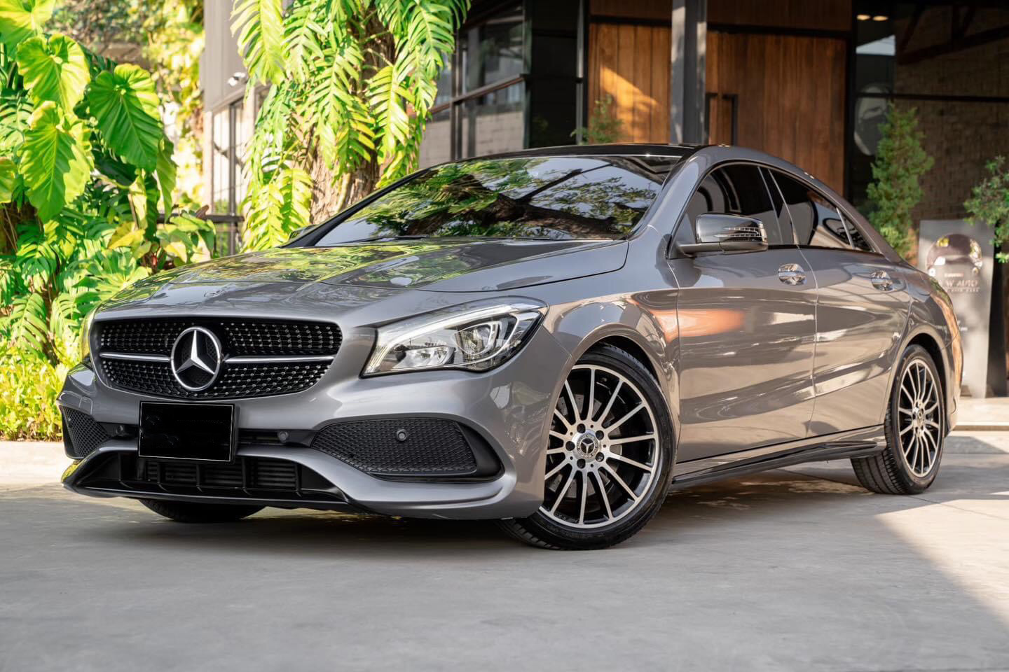 Mercedes-Benz CLA250 AMG WhiteArt Edition ปี 2018