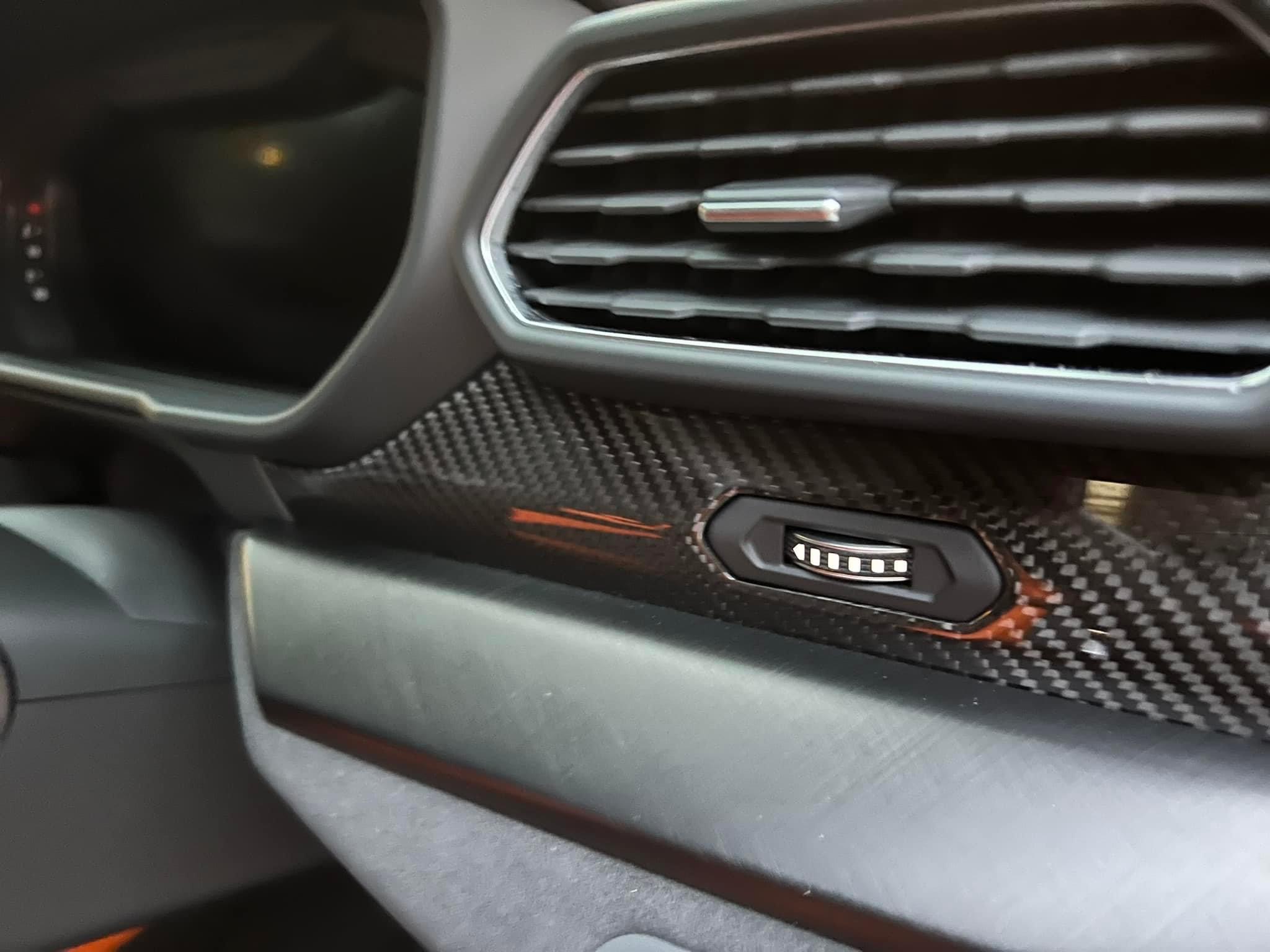 Lamborghini URUS PEARL CAPSULE ปี 2022