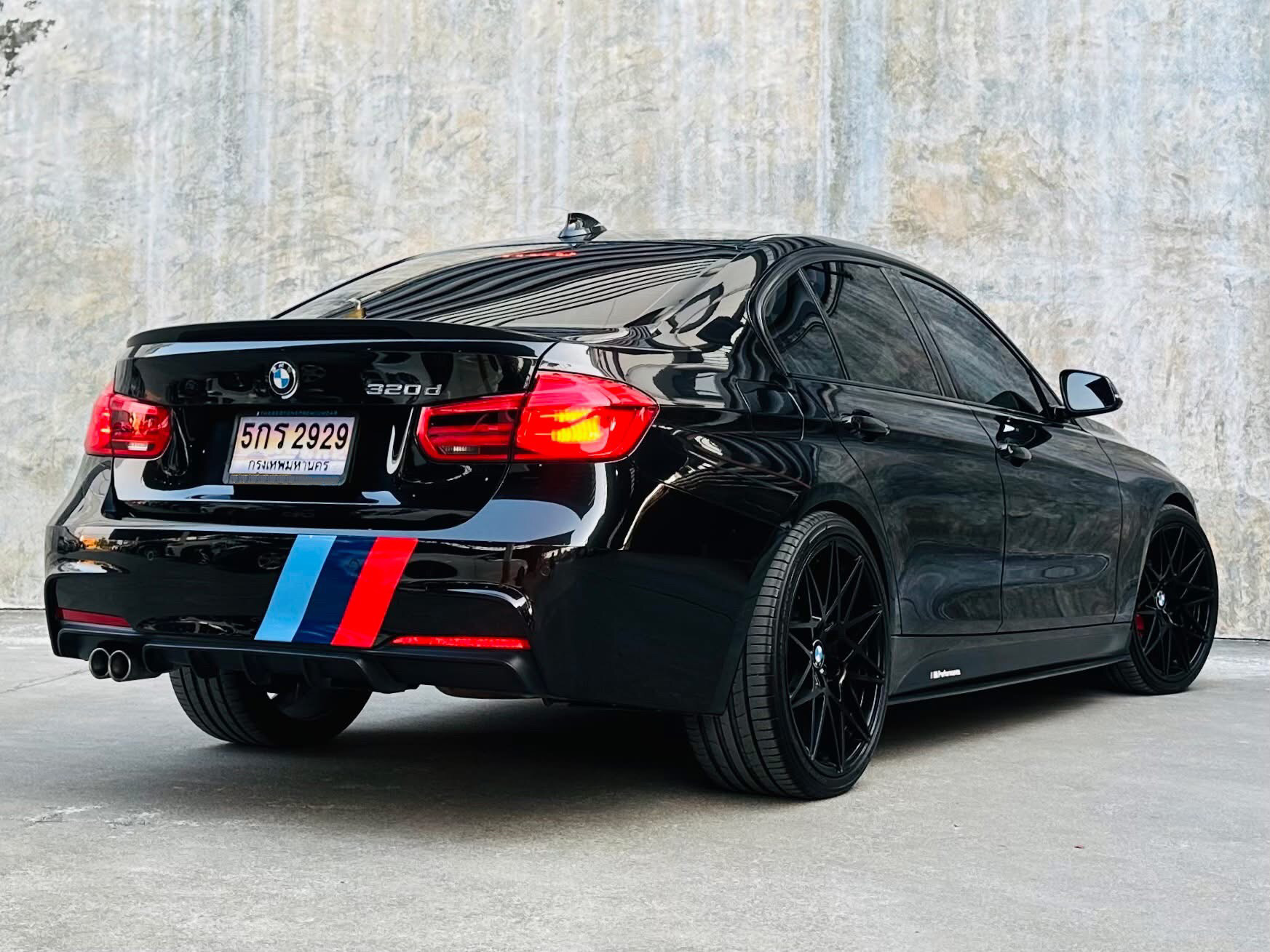 BMW 320d M Performance (F30 LCI) ปี 2017