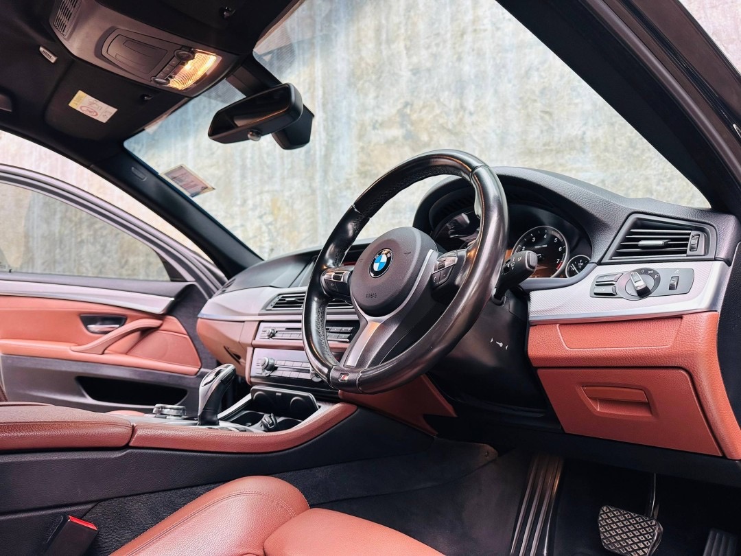 BMW 528i M-SPORT F10 ปี 2016