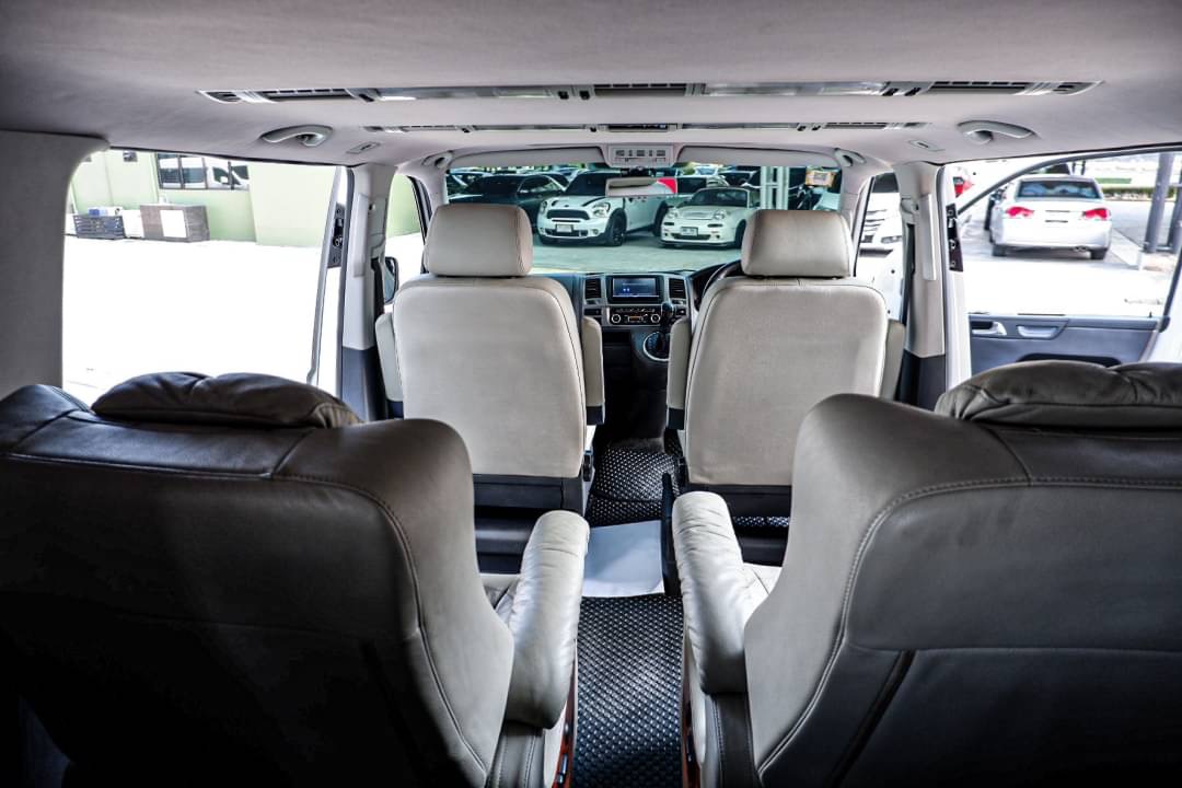 Volkswagen Caravelle Multivan 2.0 BiTDI ปี 2016