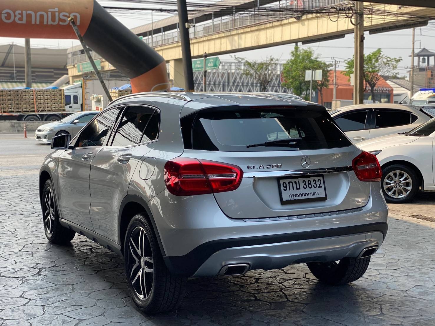 Mercedes Benz GLA200 ปี2016