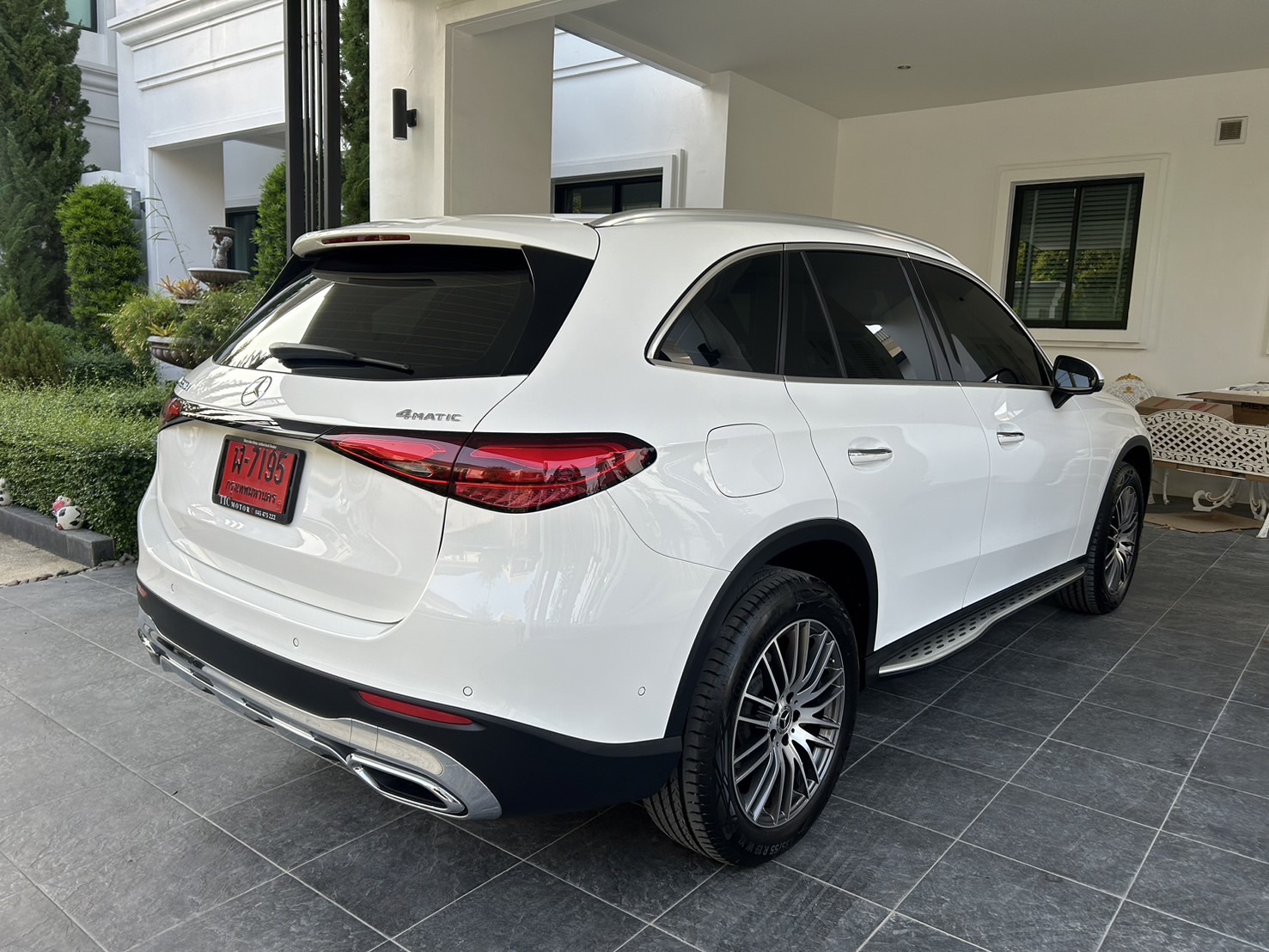 Benz GLC220d ปี 2024