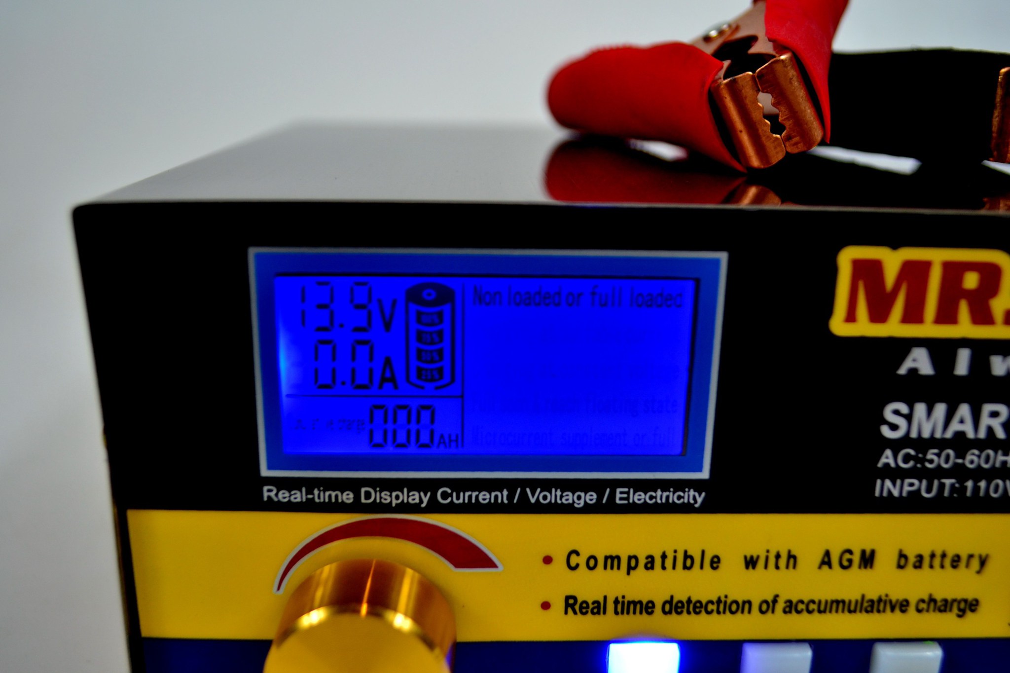 เครื่องชาร์จและฟูฟื้นแบตเตอรี่อัตโนมัติ MR.CHARGER