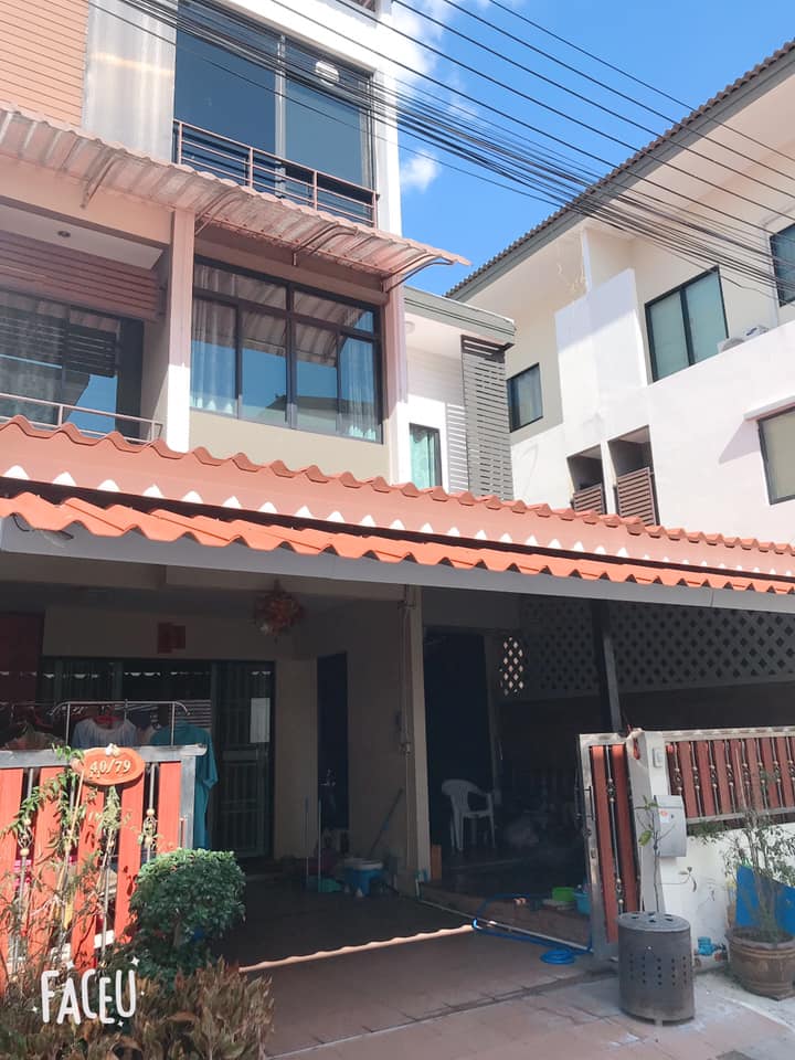 ขาย-ให้เช่า ท/ฮ หลังมุม เพชรเกษม 69
