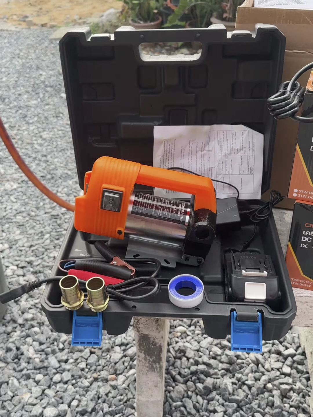 ปั๊มน้ำมัน DC ยี่ห้อ ONSEN มีให้เลือก 12V และ 24V และ 24V รุ่นไร้สาย