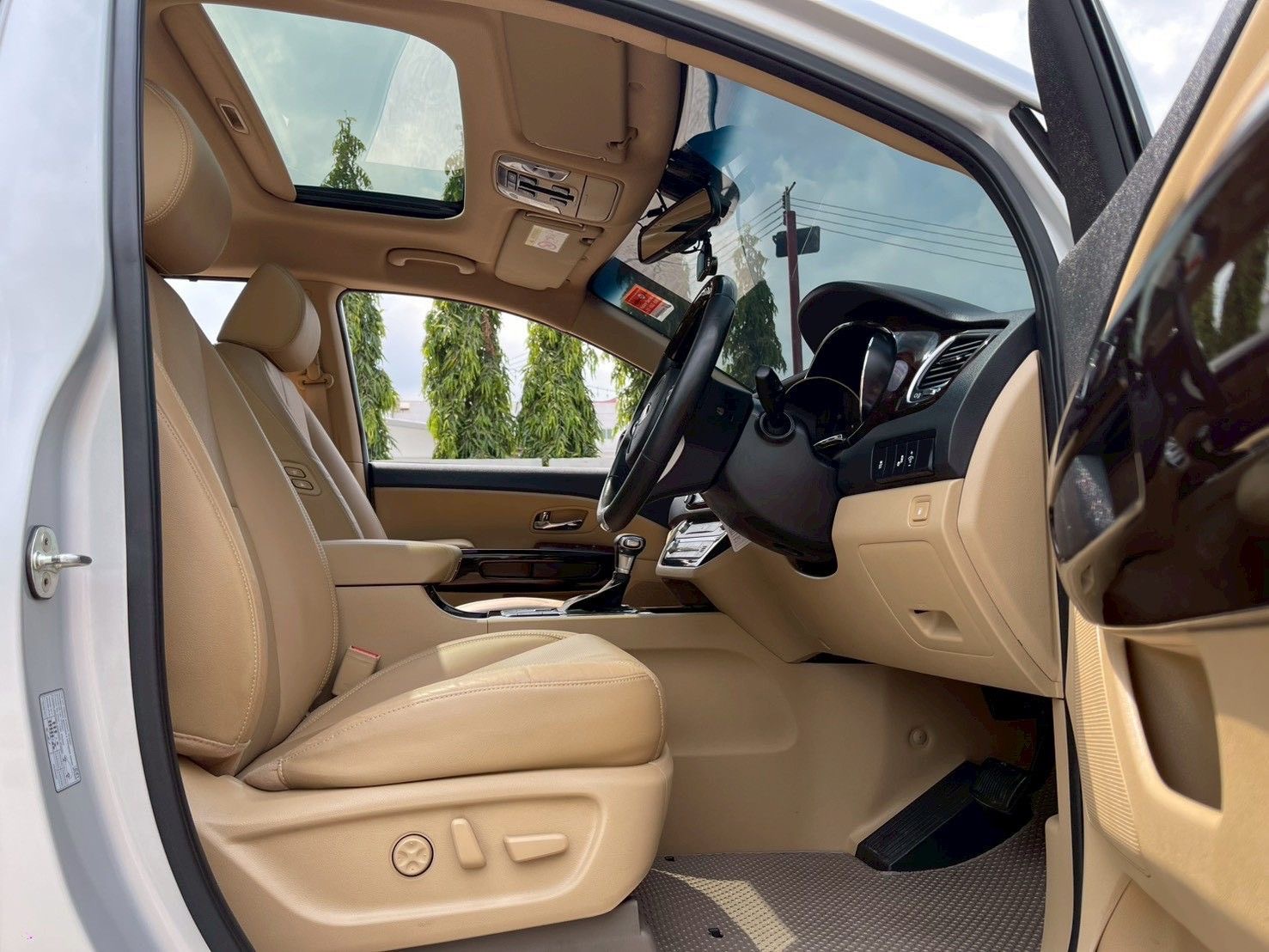 Kia Grand Carnival 2.2 SXL ปี 2018
