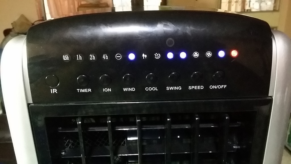 ซ่อมพัดลมไอเย็น ยี่ห้อ VAARENTA รุ่น SW-30 อาการใบพัดลมหมุนช้า