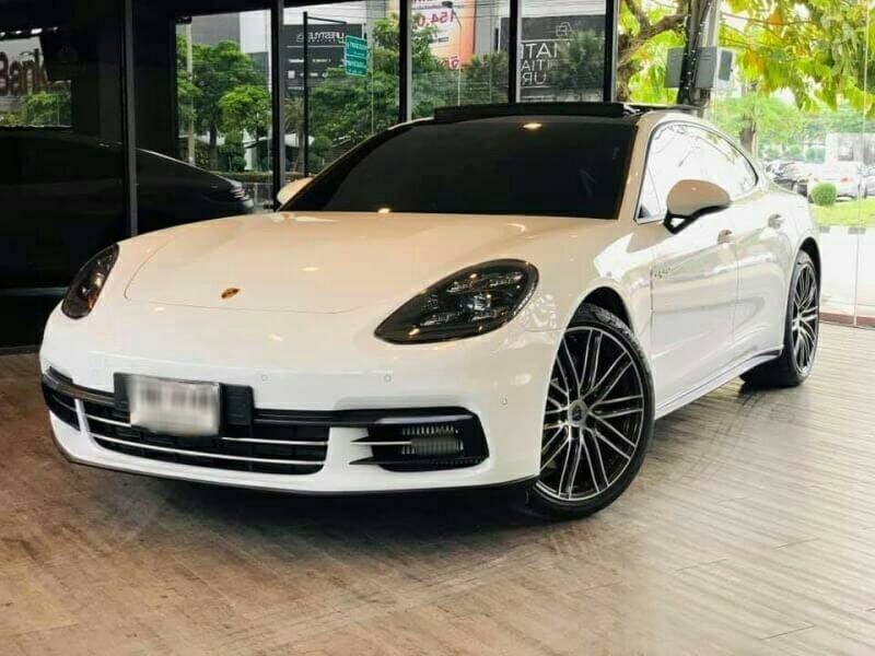Porsche Panamera 4E Hybrid plug-in ปี2019