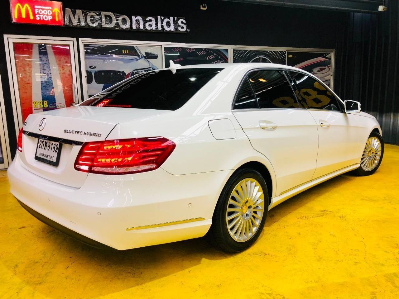 Mercedes Benz E300 BLUETEC ปี 2013