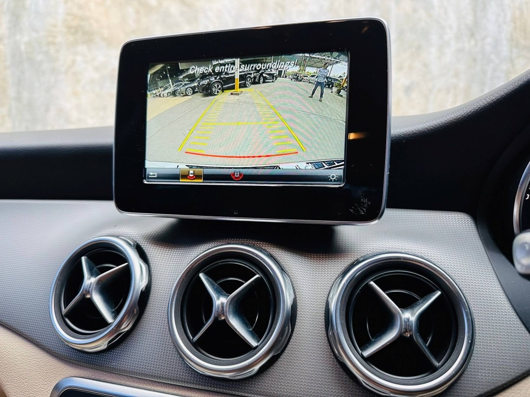 BENZ GLA200 URBAN FACELIFT W156 ปี 2019 แท้