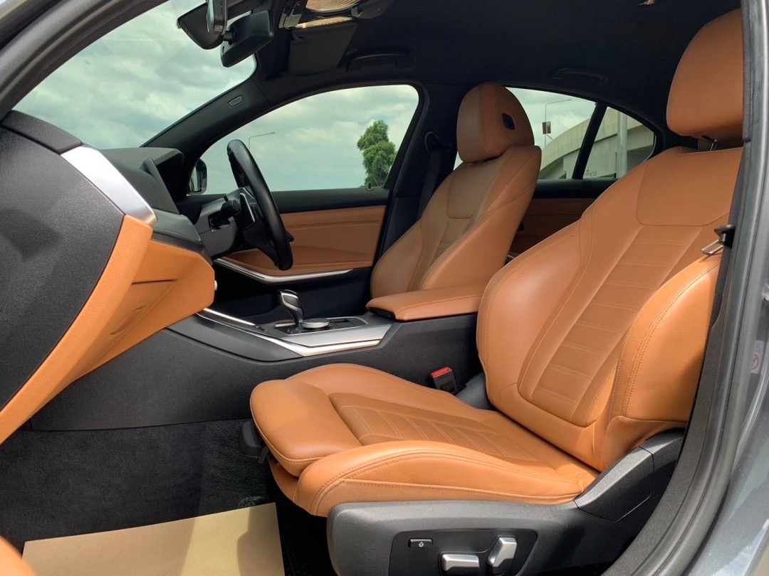 BMW 320d M sport Topสุด ดีเซล ปี 2021 แท้ จด 22 สีเทาเข้ม