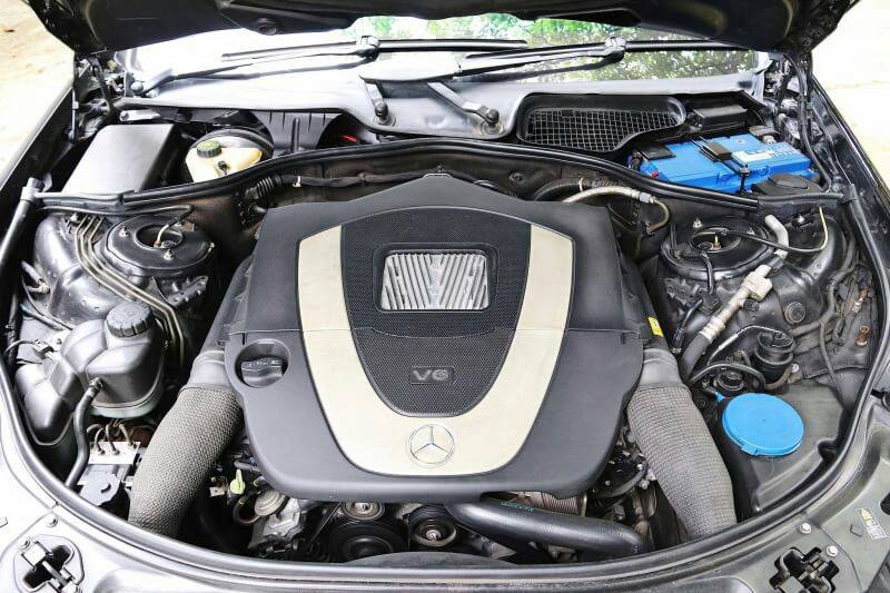Mercedes-Benz S300L (facelift)AMG Package เป็นรุ่นตัวถังยาว ปี2010