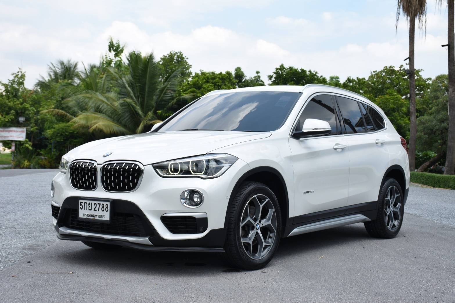 Bmw X1 sDrive18d xLine ปี 2016