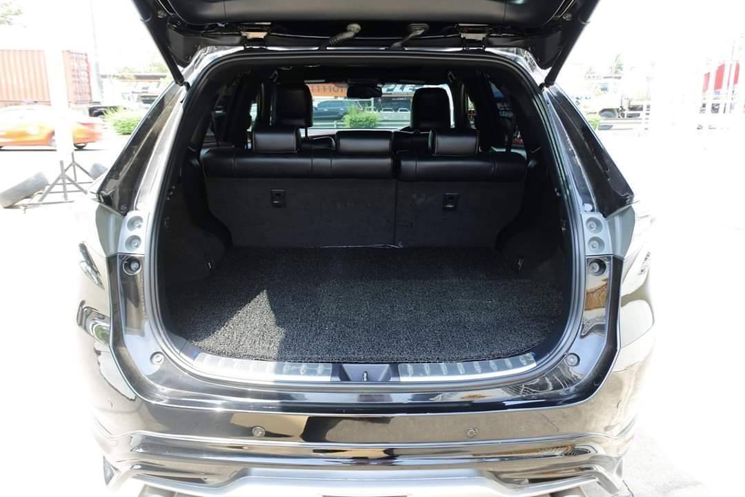 TOYOTA HARRIER 2.5 Hybrid E-Four ปี 2014