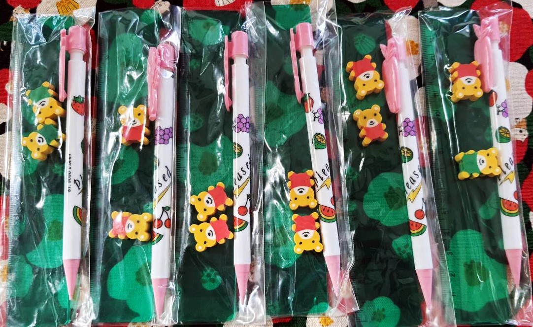 Set ดินสอกด + ไม้บรรทัด 15 cm + ยางลบ น้องหมี 2 ก้อน จากญี่ปุ่น คละลาย