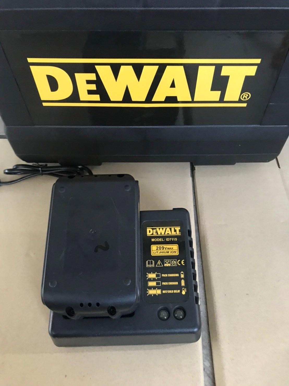 บล็อกไร้สาย Dewalt 209V ขนาด 4 หุน มอเตอร์บลัสเลส (BRUSHLESS)