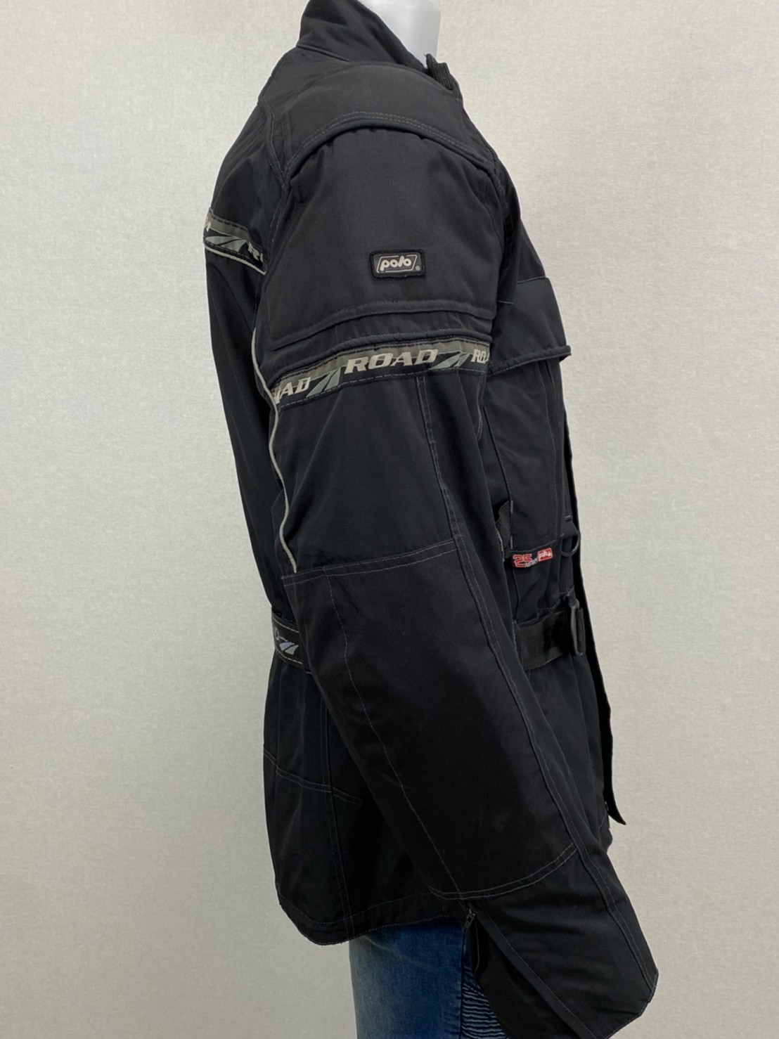 เสื้อขี่มอเตอร์ไซด์( มือสอง) RCTA 058 อก 52" ยาว 29" ยี่ห้อ**ROAD**