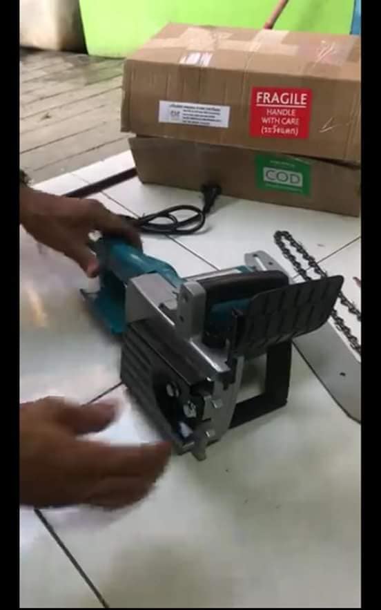 Chainsaw เลื่อยโซ่ไฟฟ้า 11.5 นิ้ว 3800w 800รอบนาที รุ่น M1L-405 พร้อมโซ่และบาร์