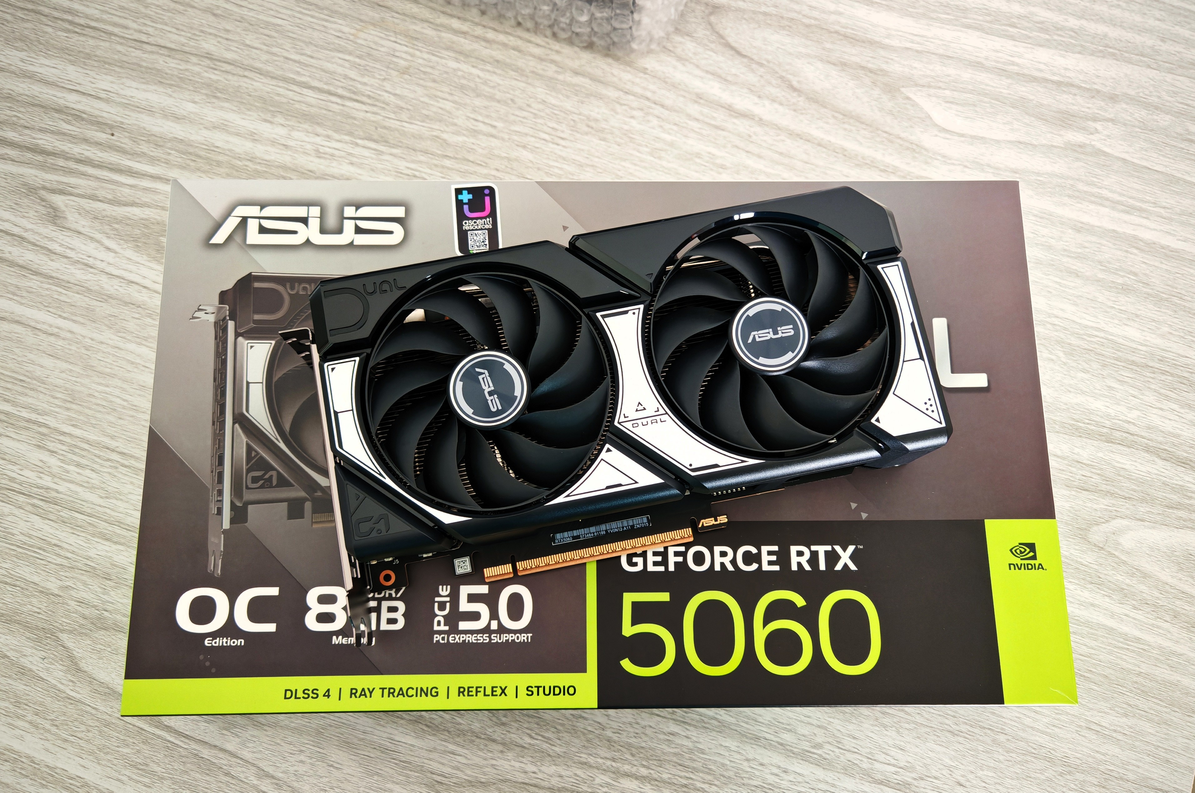Asus Dual RTX 5060 8GB GDDR7