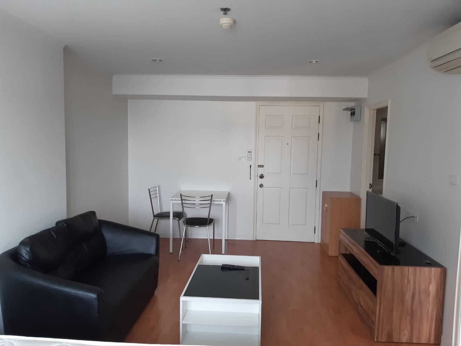 ให้เช่าห้อง ลุมพินี วิลล์ รามคำแหง 44