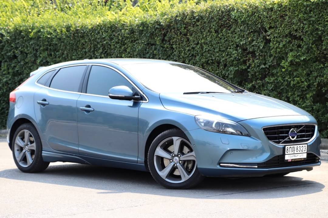 VOLVO V40 2.0 T5 S ปี2015