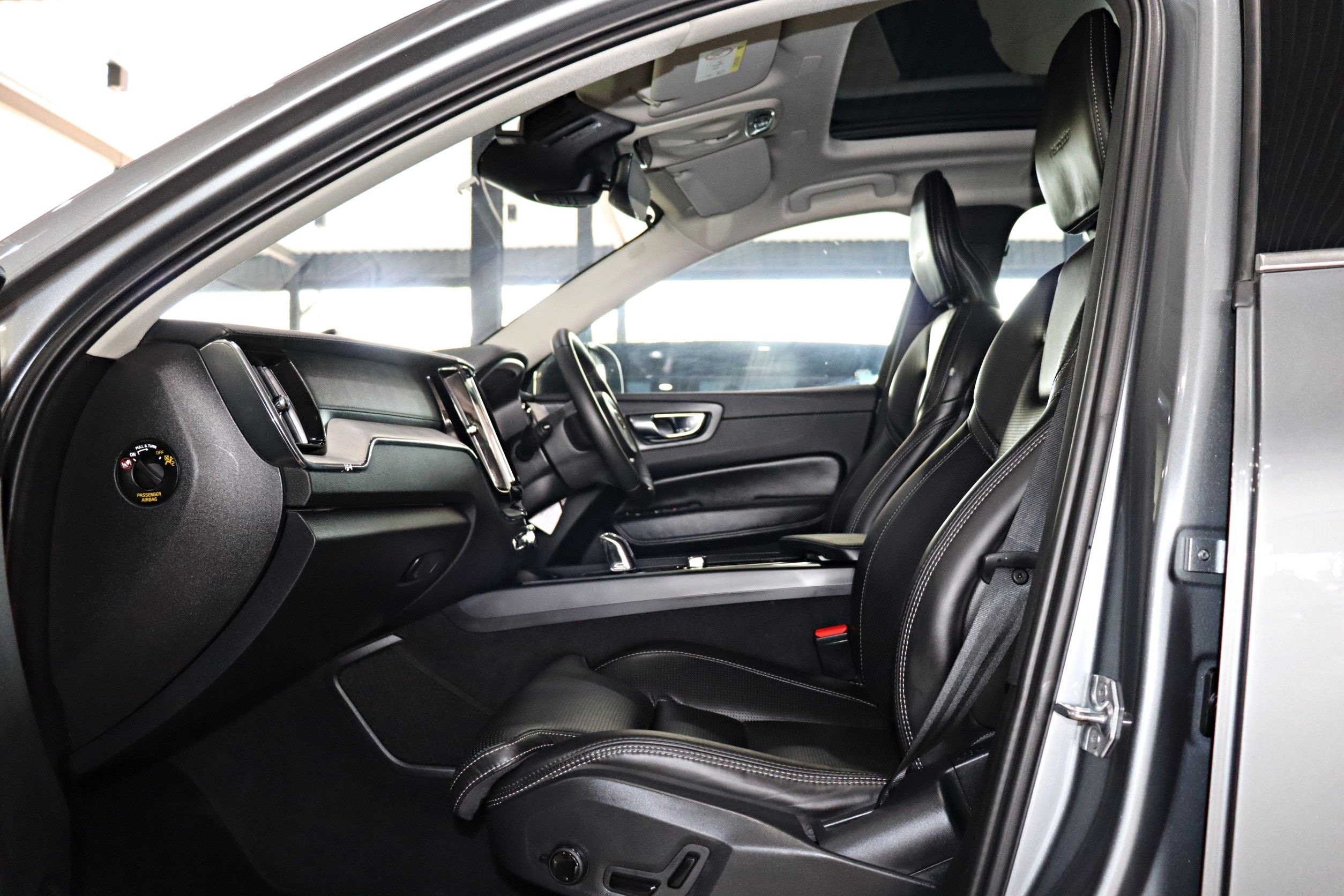 Volvo XC60 T8 Inscription AWD ปี 2019