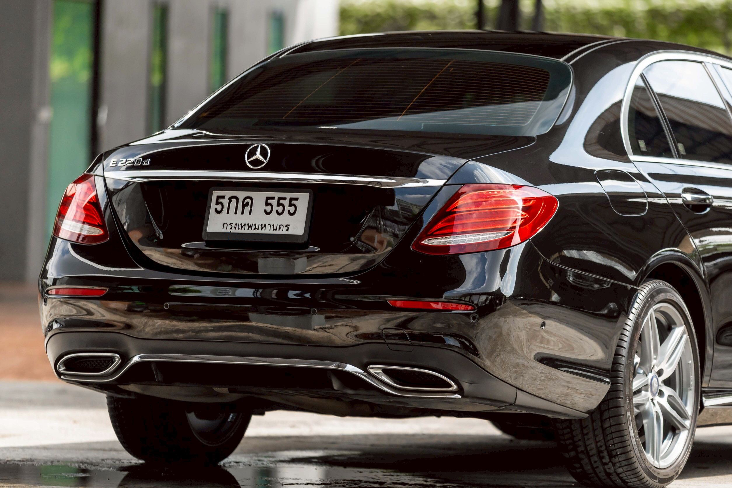 Mercedes-Benz E220d AMG Dynamic ปี 2016