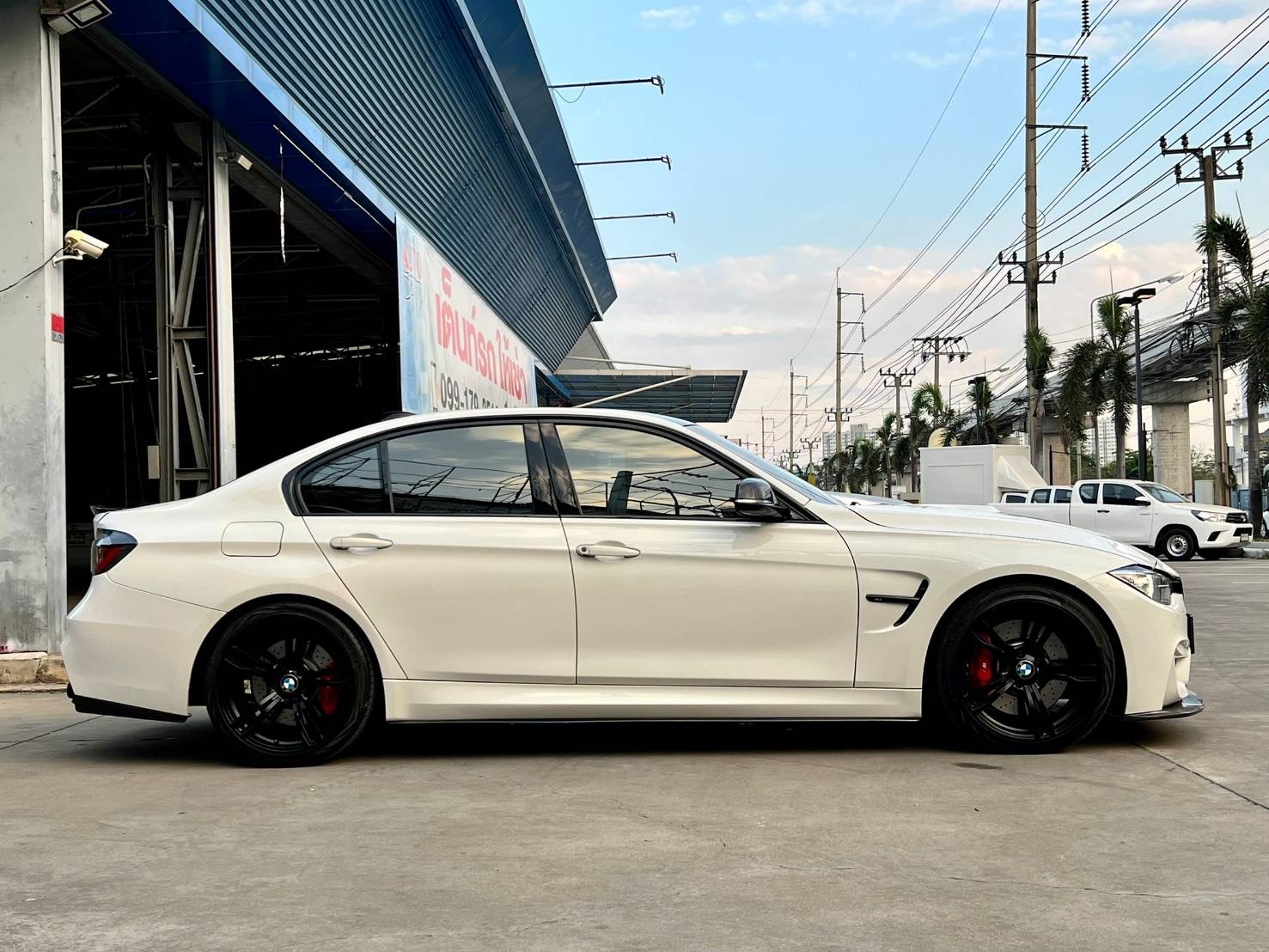 Bmw 320d ปี 2016