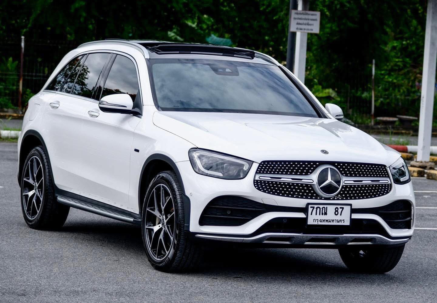 Benz GLC 300e 4MATIC AMG Dynamic จดทะเบียนปี 2022