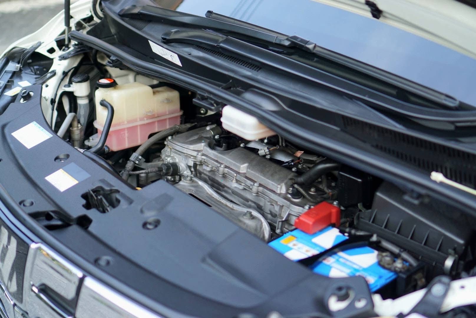Toyota Alphard Sc ปี 2016