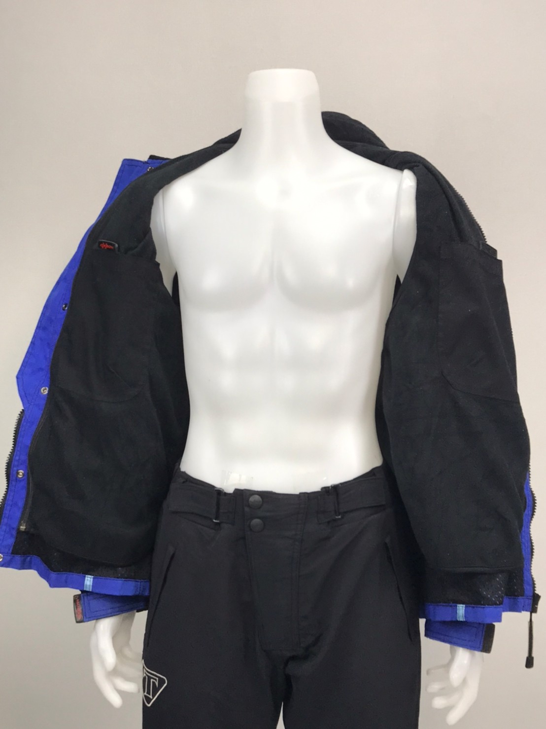 เสื้อขี่มอเตอร์ไซด์( มือสอง) RCT 920 อก 46" ยาว 28" ยี่ห้อ**OXBOW**(ไม่มีการ์ด)