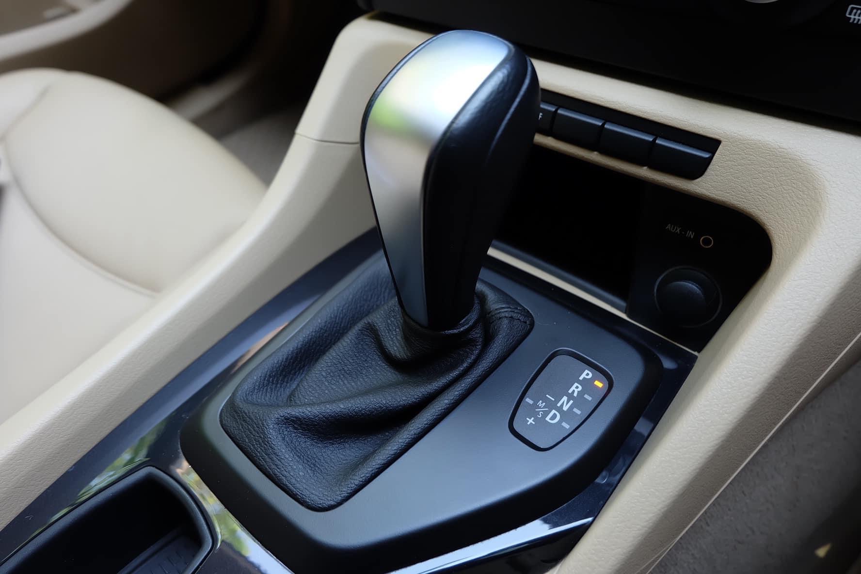 Bmw X1 SDrive 1.8i x-Line ปี 2012