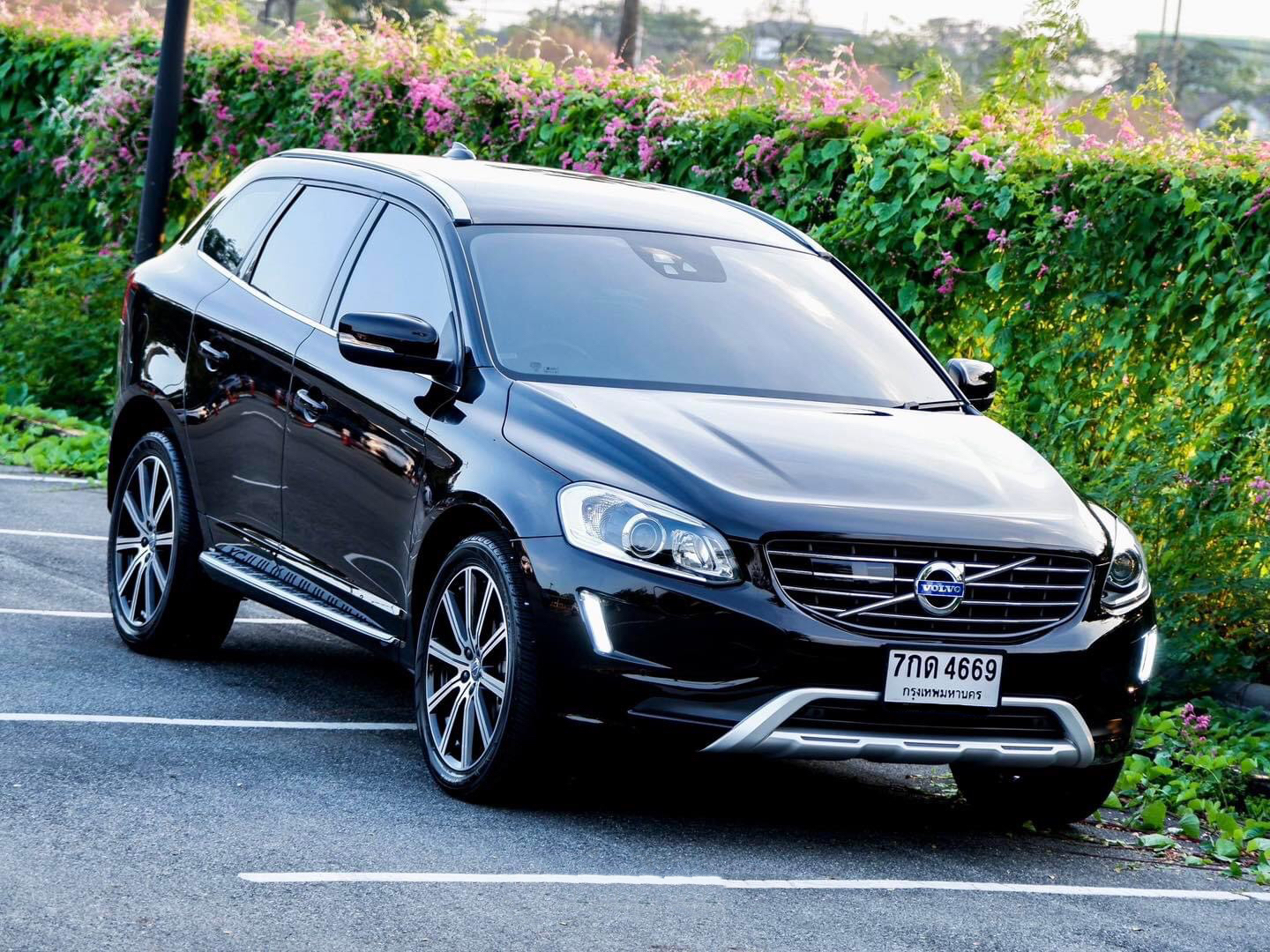 Volvo XC60 D4 Sport Crossover ปี 2016