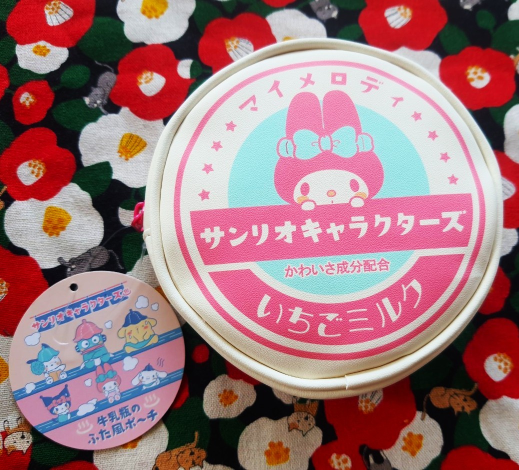 ของแท้จากญี่ปุ่น มายเมโลดี้ My Melody sanrio bag กระเป๋าใส่ของใส่เหรียญ มีซิป (หนัง) น่ารักมากๆ Size : 11.5 cm