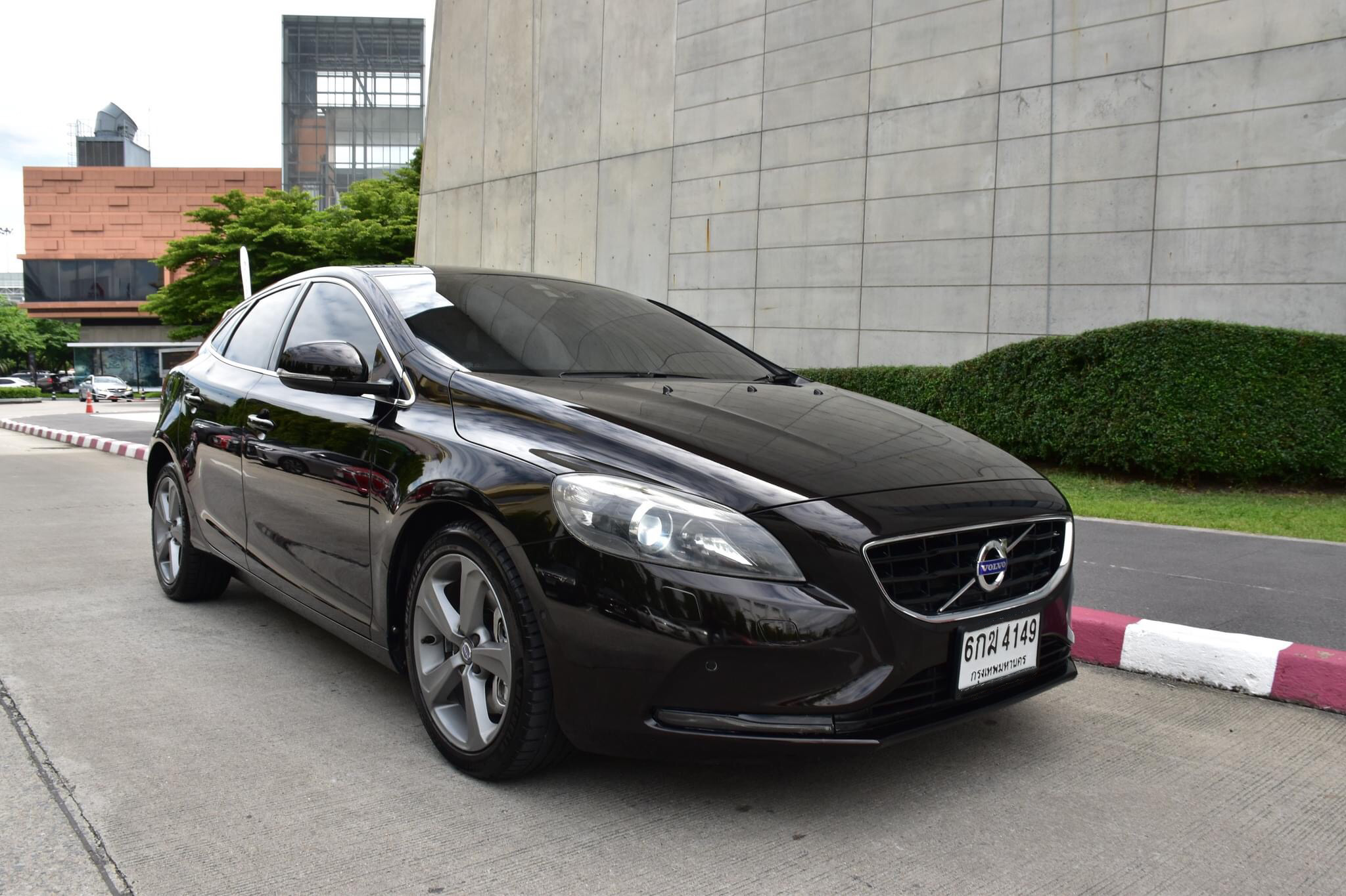 VOLVO V40 T5 ปี2016