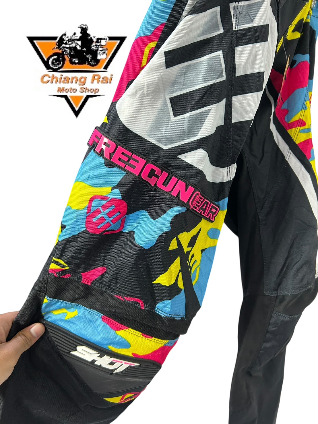 กางเกงขี่มอเตอร์ไซด์ ( มือสอง ) E&A 661: เอว 28" ยาว 26" **FREEGUNGEAR**